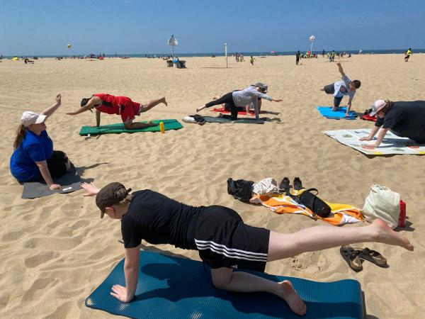 Lago Bredene + yoga op het strand