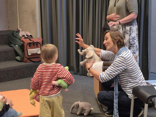 Boekstart | Baby's en peuters in de bib