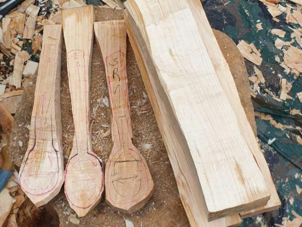 Workshop 'houten lepels maken'