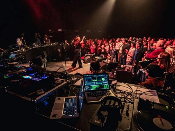 DJ Grazzhoppa's Bigband + Fred Gata