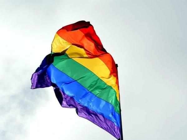 Het verband tussen LGBTQI+ en armoede