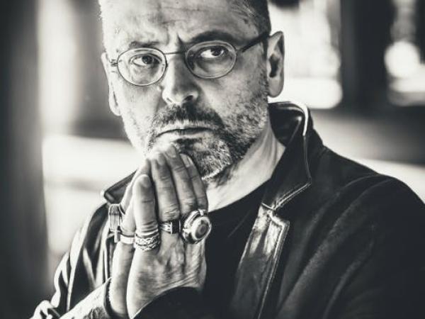 Achter de donkere wouden - lezing door A. Skorobogatov