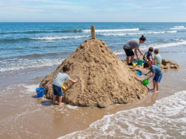 Fortenbouwwedstrijd - 150 jaar Middelkerke