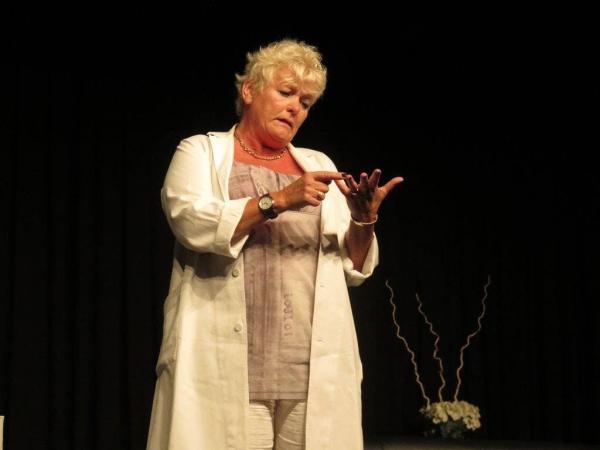 Bibfest: Theater Massagesalon