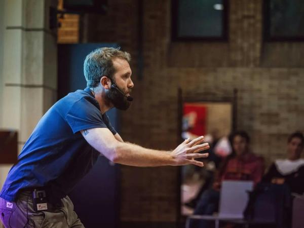 Luistervinken: 'Veilig online voor non-techies' met Tom Termote