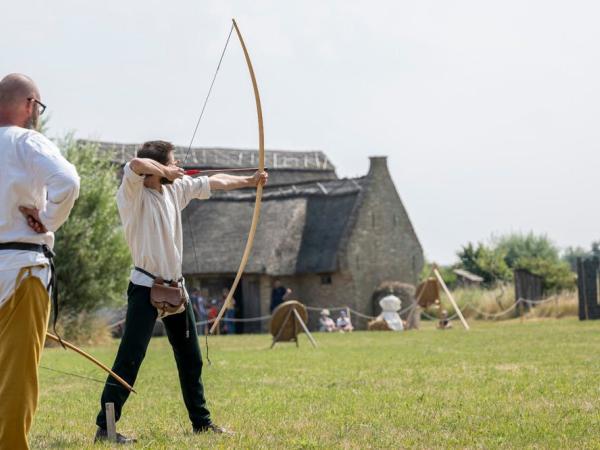 Opening Walraversyde ANNO 1465 en Kenniscentrum
