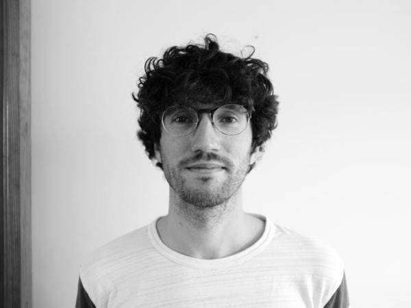 Iedere auteur is eerst een lezer met Korneel Detailleur