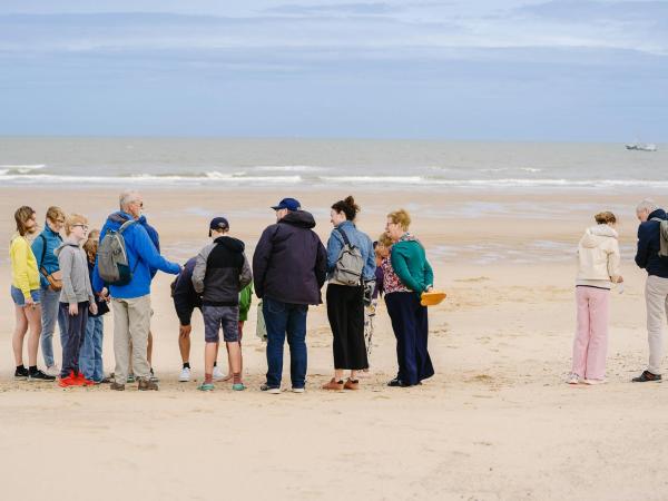 Strandjutten - Ontdek de schatten van de Noordzee in Mariakerke