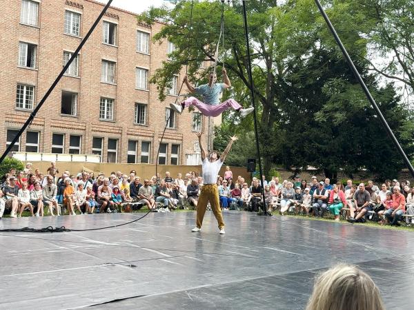 Tangled Up! (première) - ALUD Company