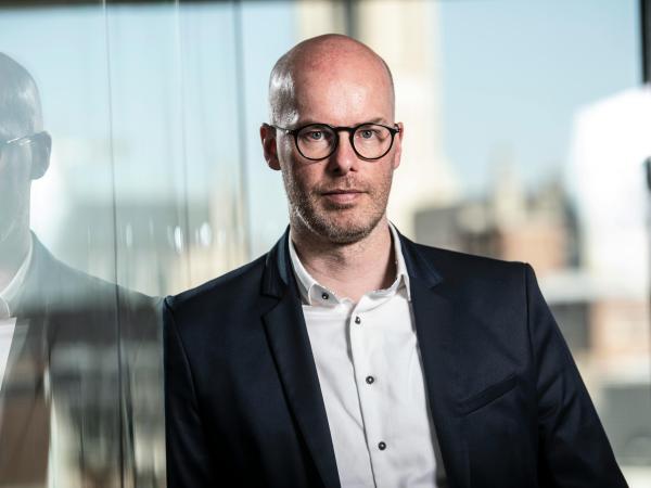 Luistervinken: 'Digitale Detox’ met prof. dr. Lieven De Marez
