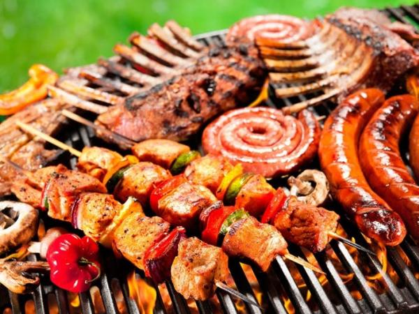 🌞 Zomer BBQ & dansnamiddag – zaterdag 20 juni 🌞