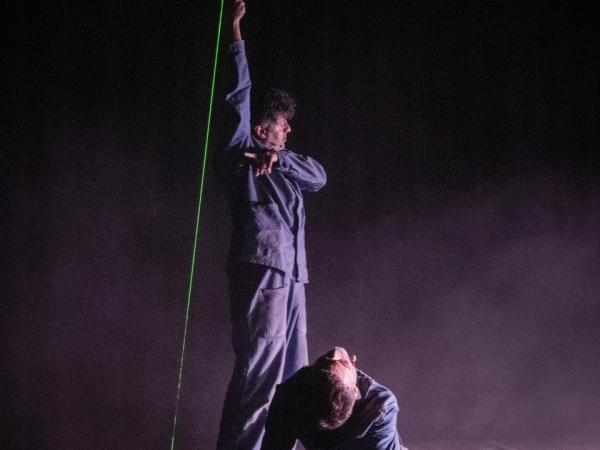 Wavelength - Haider Al Timimi en Lucius Romeo-Fromm - Antigone